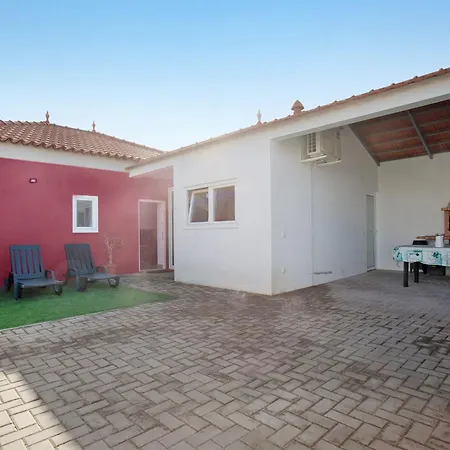 בית נופש Casa Davo *